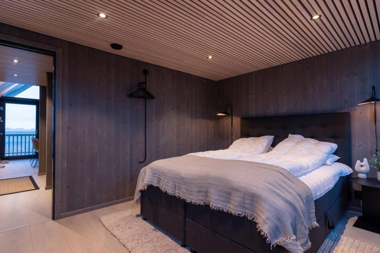 Leilighet Med Fantastisk Utsikt Henningsvaer Ngoại thất bức ảnh